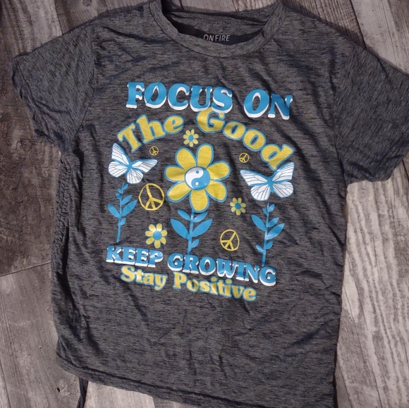 On Fire Tops - On Fire Juniors size large t-shirt
